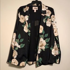 Forever 21 Contemporary Rose Blazer